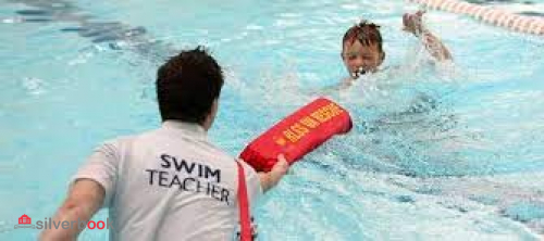 آموزش شنا مقدماتی تا گرفتن مدرک مربیگری و ناجی گری